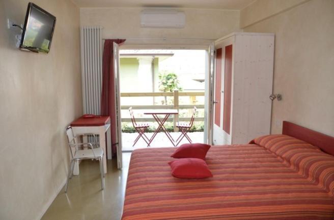 Bikapi Bed and Breakfast Γκάρντα Δωμάτιο φωτογραφία